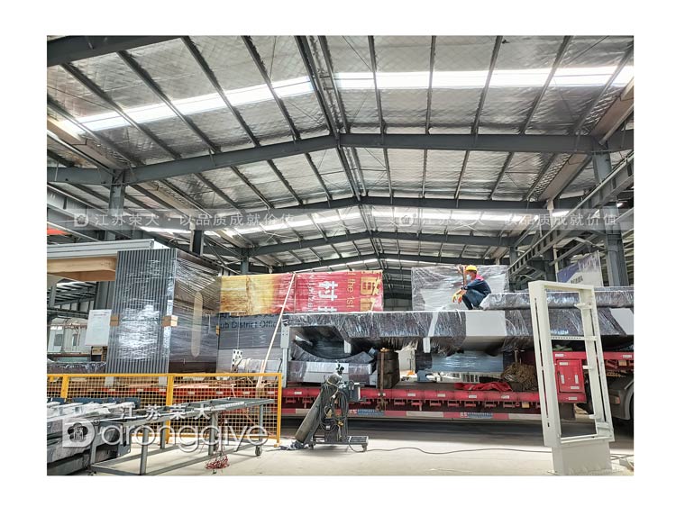 廣東智能化候車亭發貨第一批配圖二