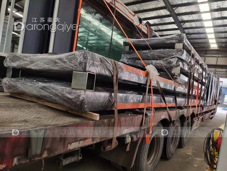 湖北智能公交站臺發貨