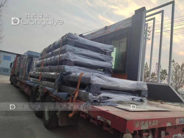 湖北智能公交候車(chē)亭第二批發(fā)貨配圖一